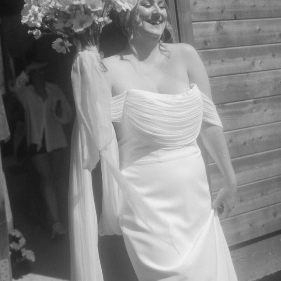 Custom Sarah Seven "Sandra" Wedding Dress Size 14/16 - Picture 1 of 9